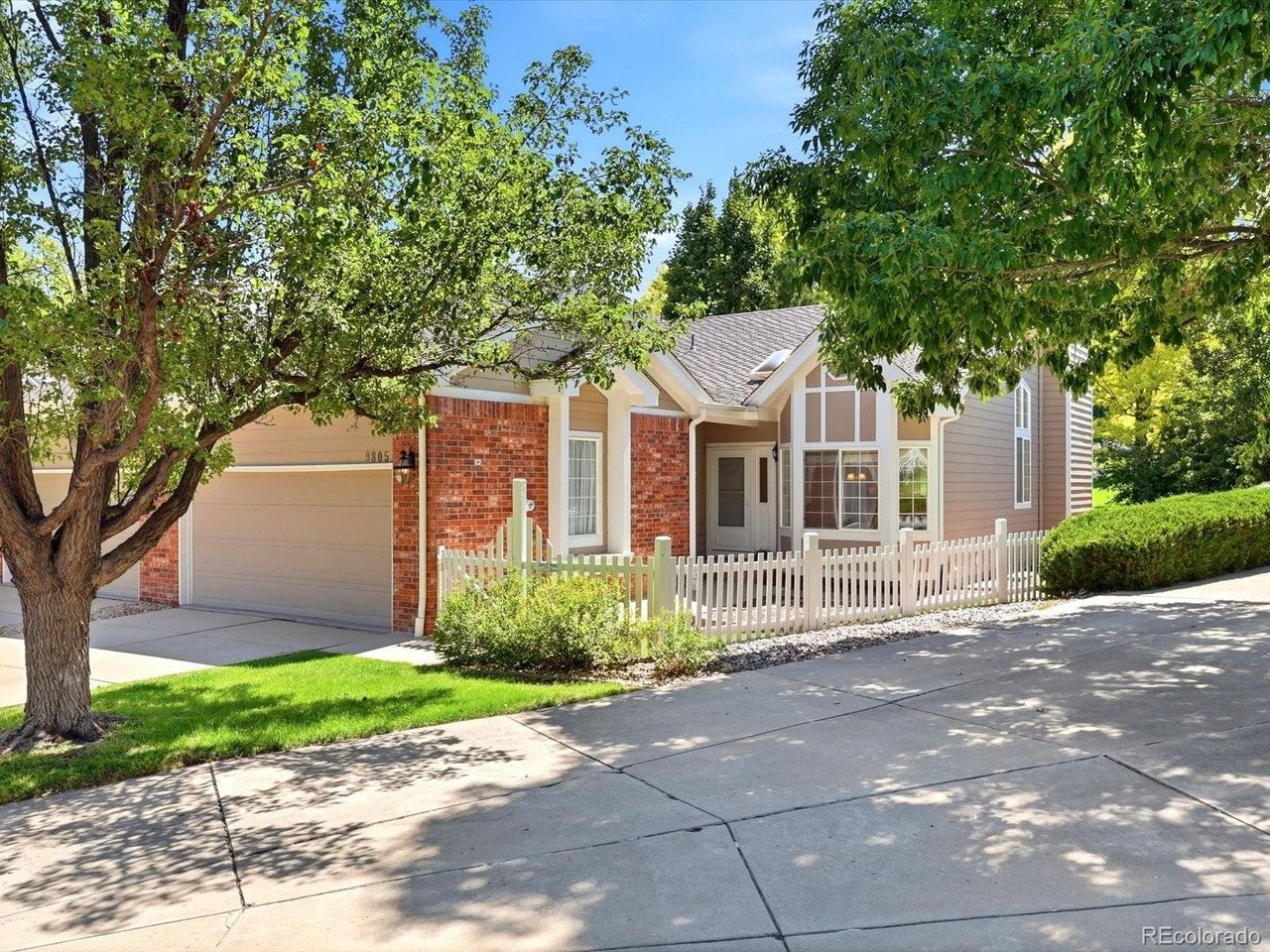 9805 Carmel Ct — photo