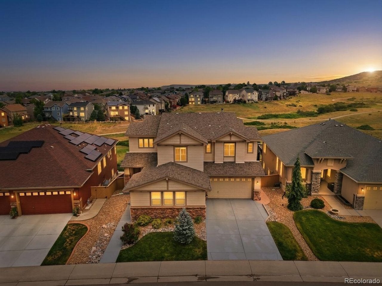 10977 Glengate Cir — photo