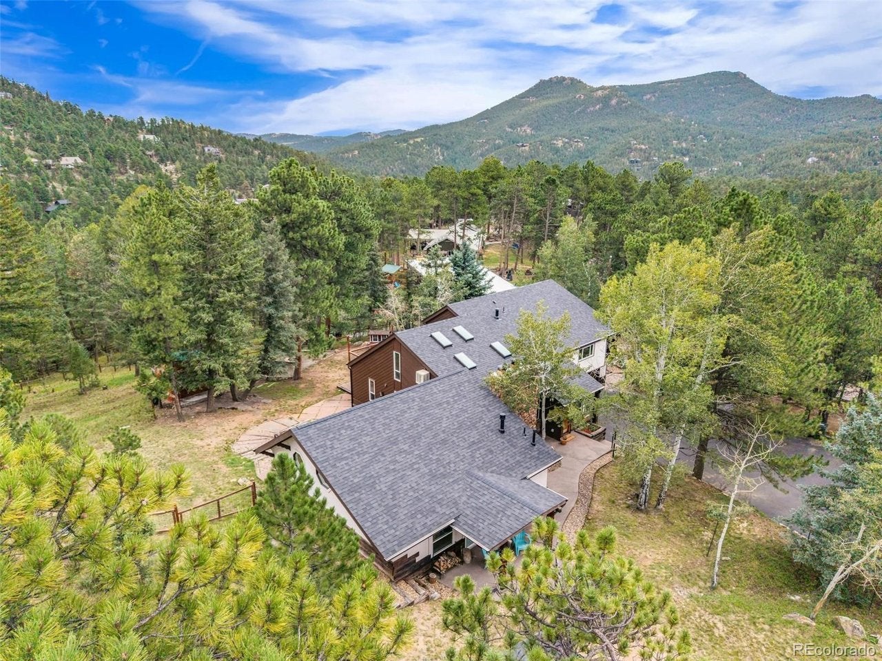 4170 Aspen Ln — photo