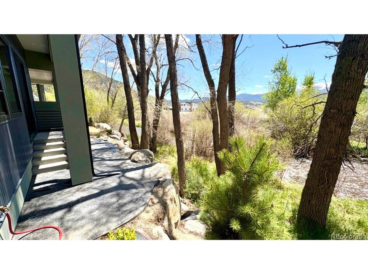 205 Two Rivers Rd I — photo