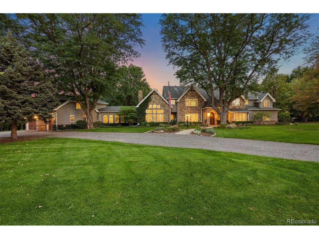 5 Viking Dr — photo