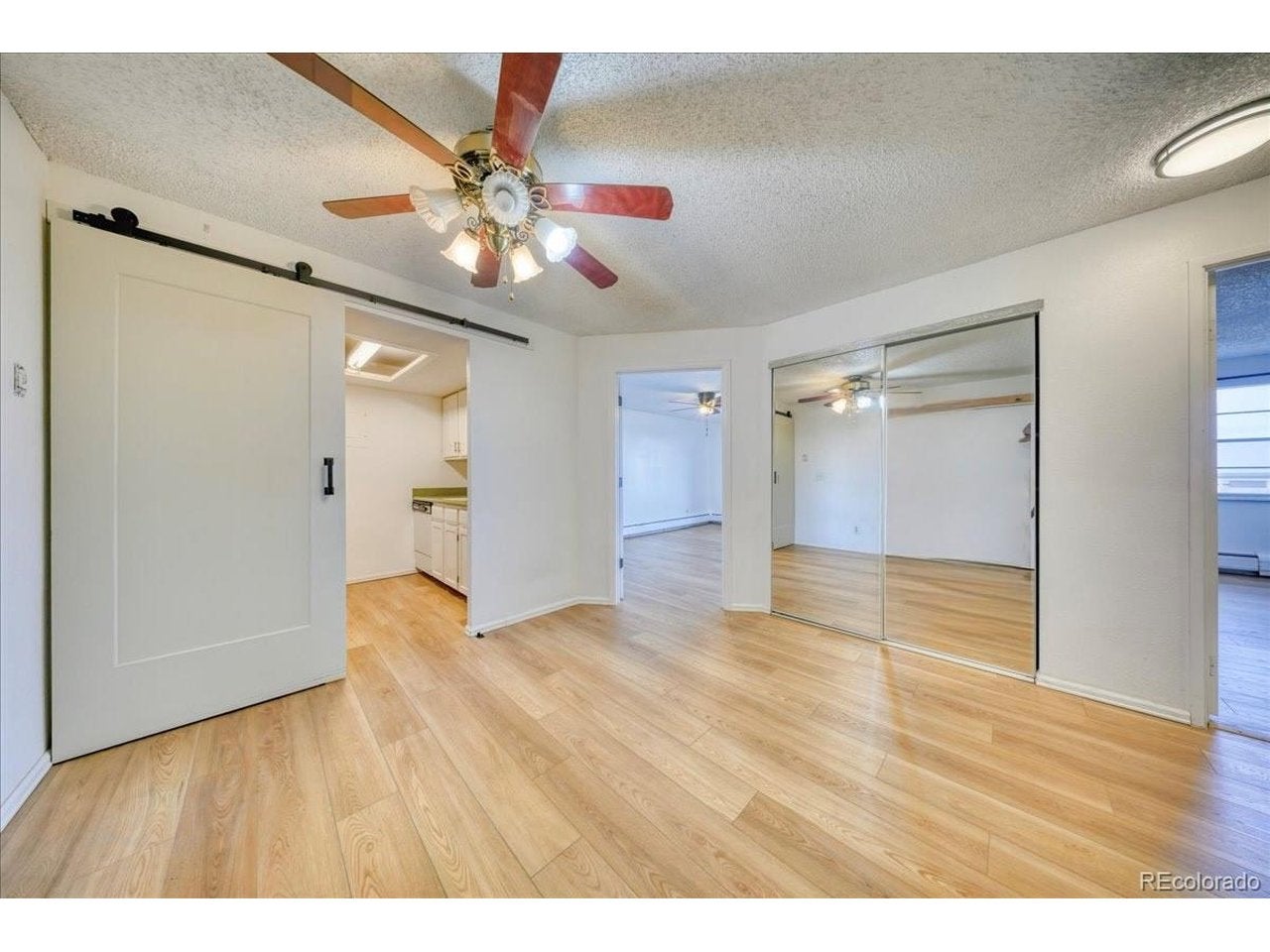 1150 Golden Cir 511 — photo