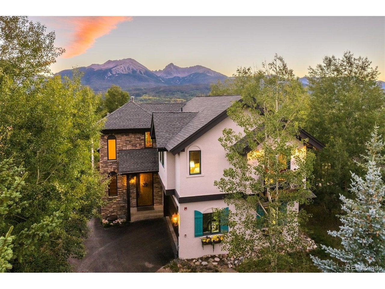 2204 Hamilton Creek Rd — photo