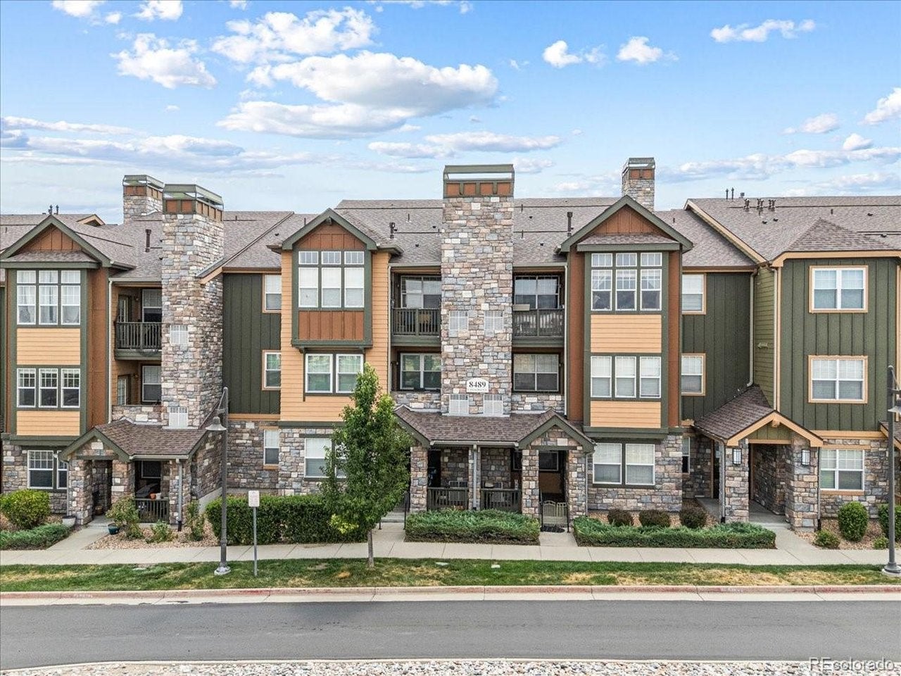 8489 Canyon Rim Cir 304 — photo