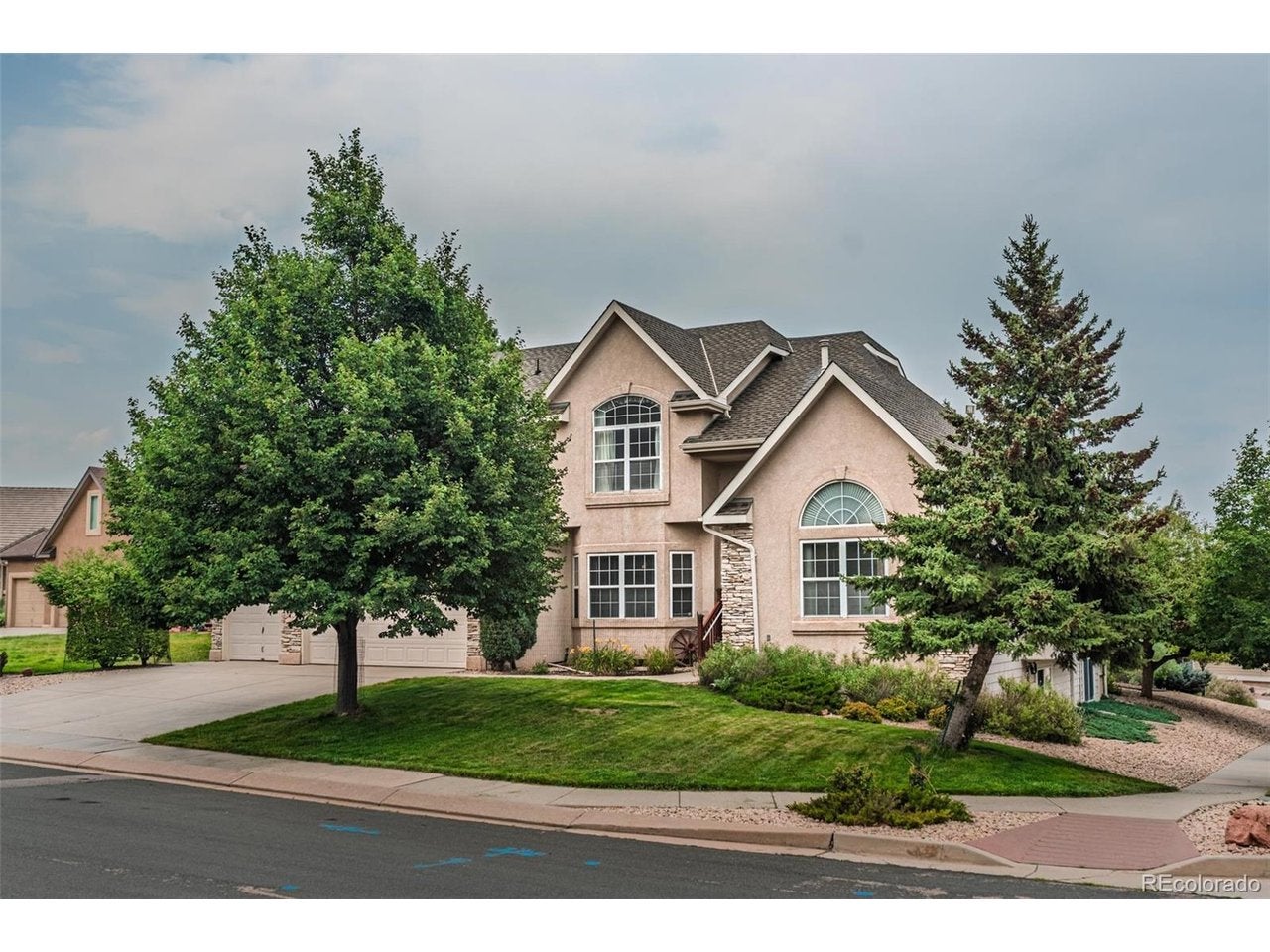 5755 Huffman Ct — photo