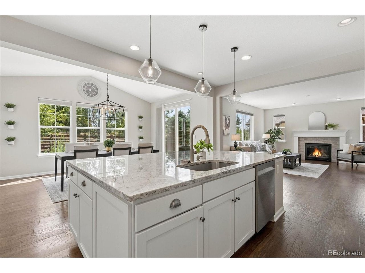 660 Sun Up Pl — photo