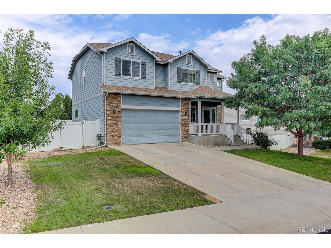 3389 Bayberry Ln — photo
