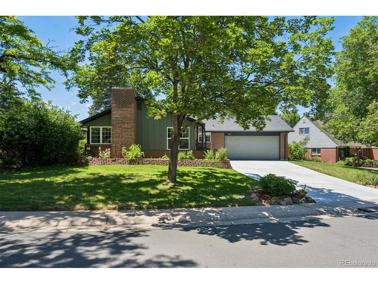 6645 E Colorado Dr — photo
