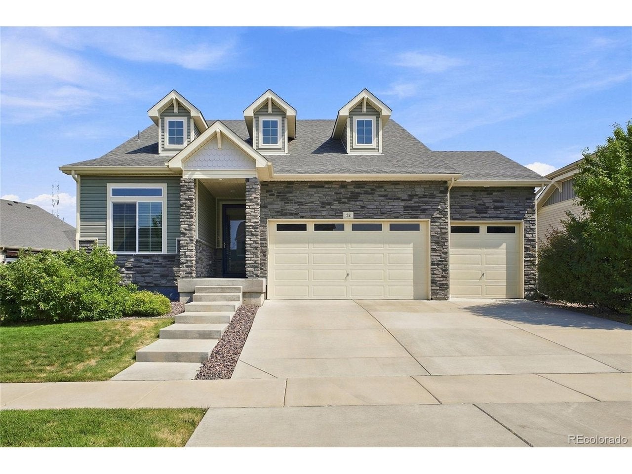 58 S Oak Hill Ct — photo