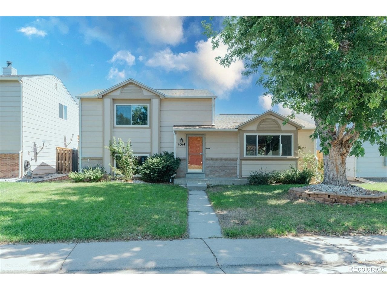 4314 Nepal St — photo