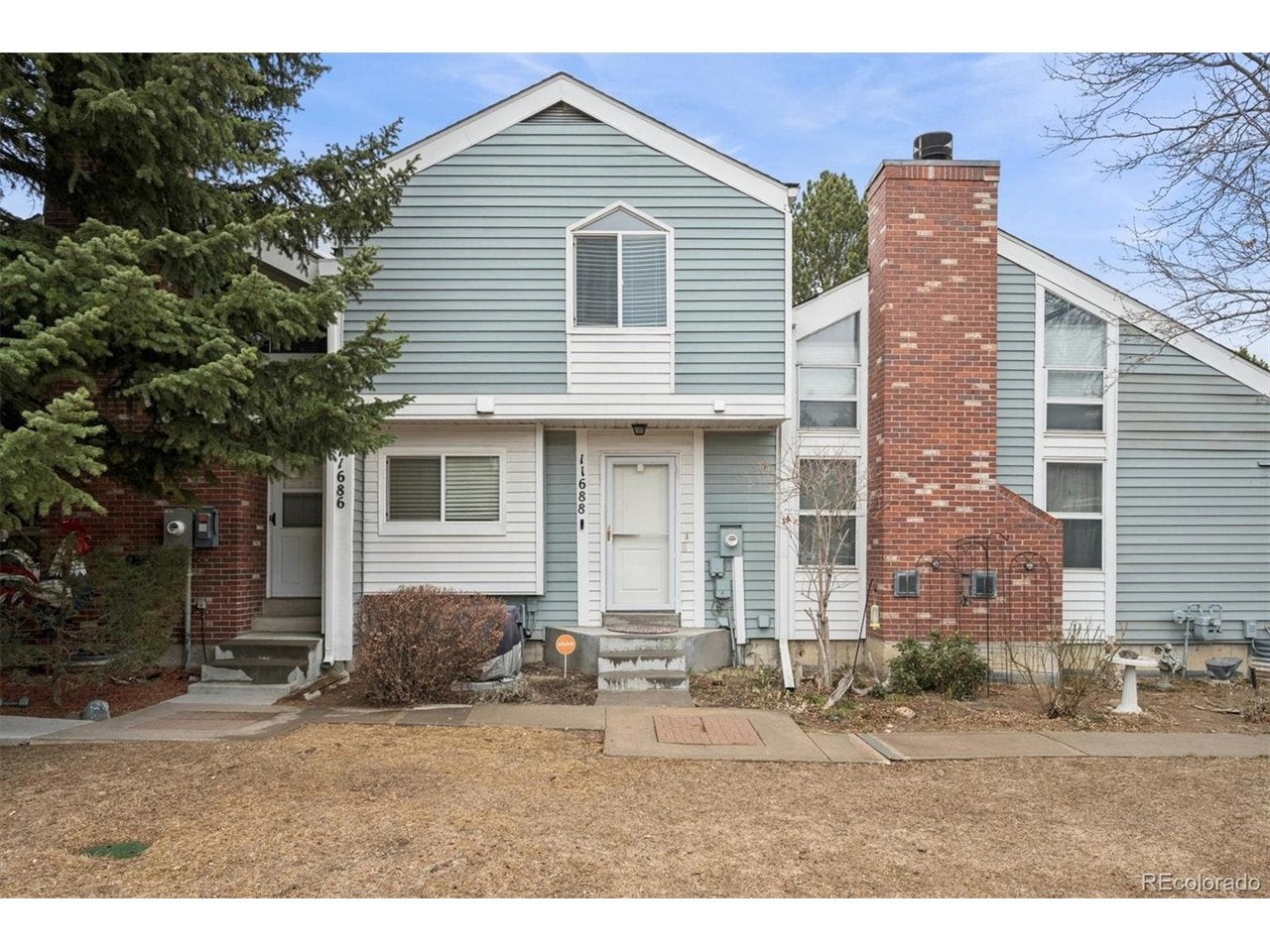 11688 E Cedar Ave — photo