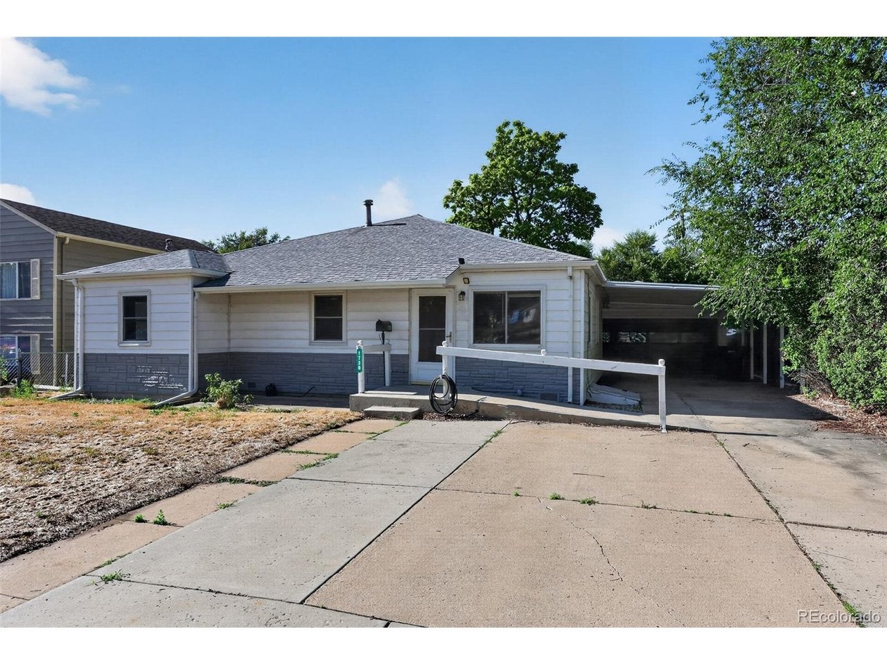 1730 Hoffman Way — photo