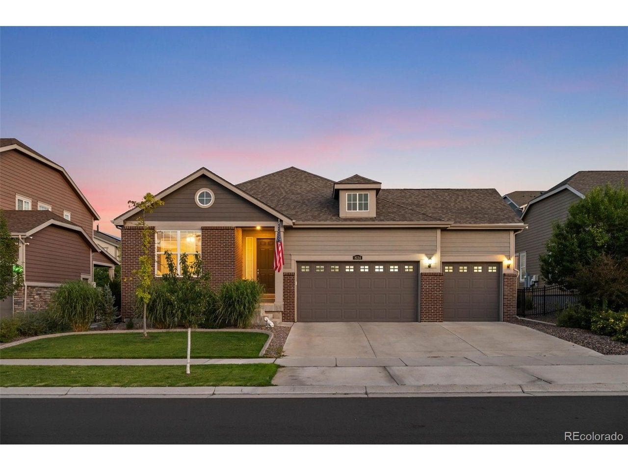 8134 S Vandriver Way — photo