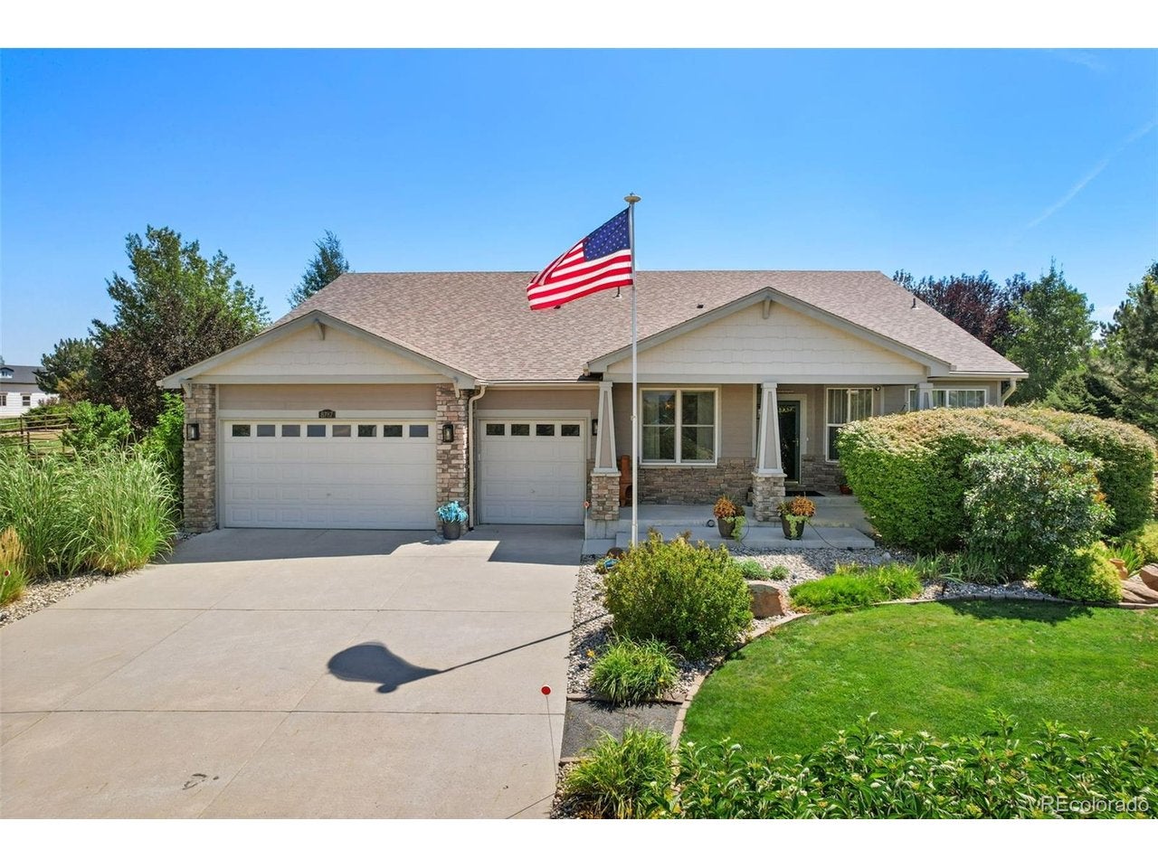 8787 Longs Peak Cir — photo