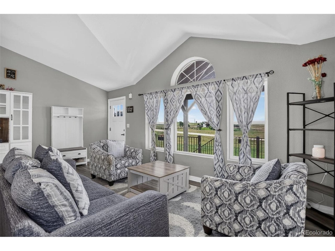 6528 Bow Meadows Dr — photo