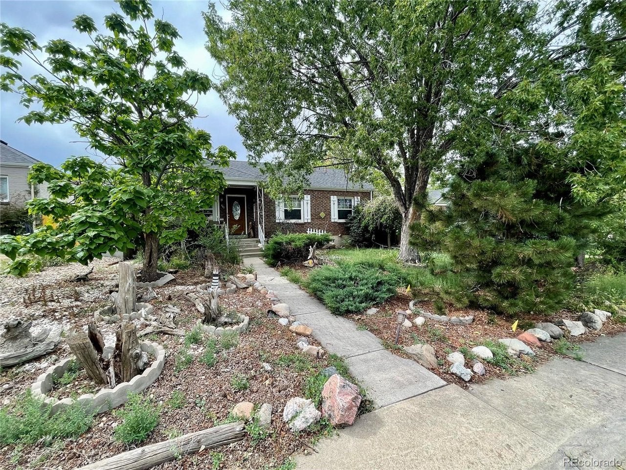 541 S Dale Ct — photo