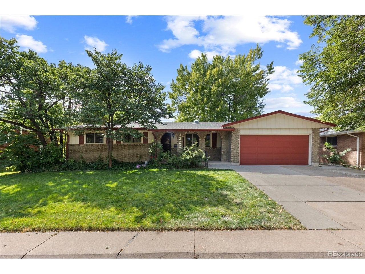 4200 W Stanford Ave — photo