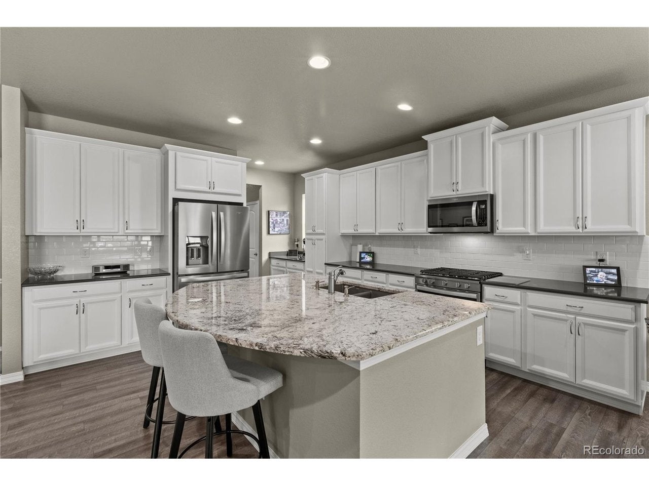 11854 Huckleberry Dr — photo