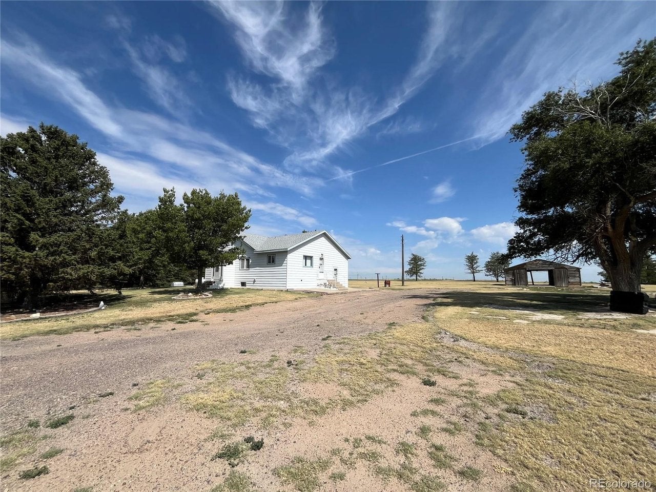 24722 US Highway 385 — photo