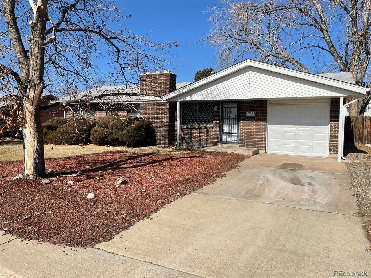 12083 E Arizona Dr — photo
