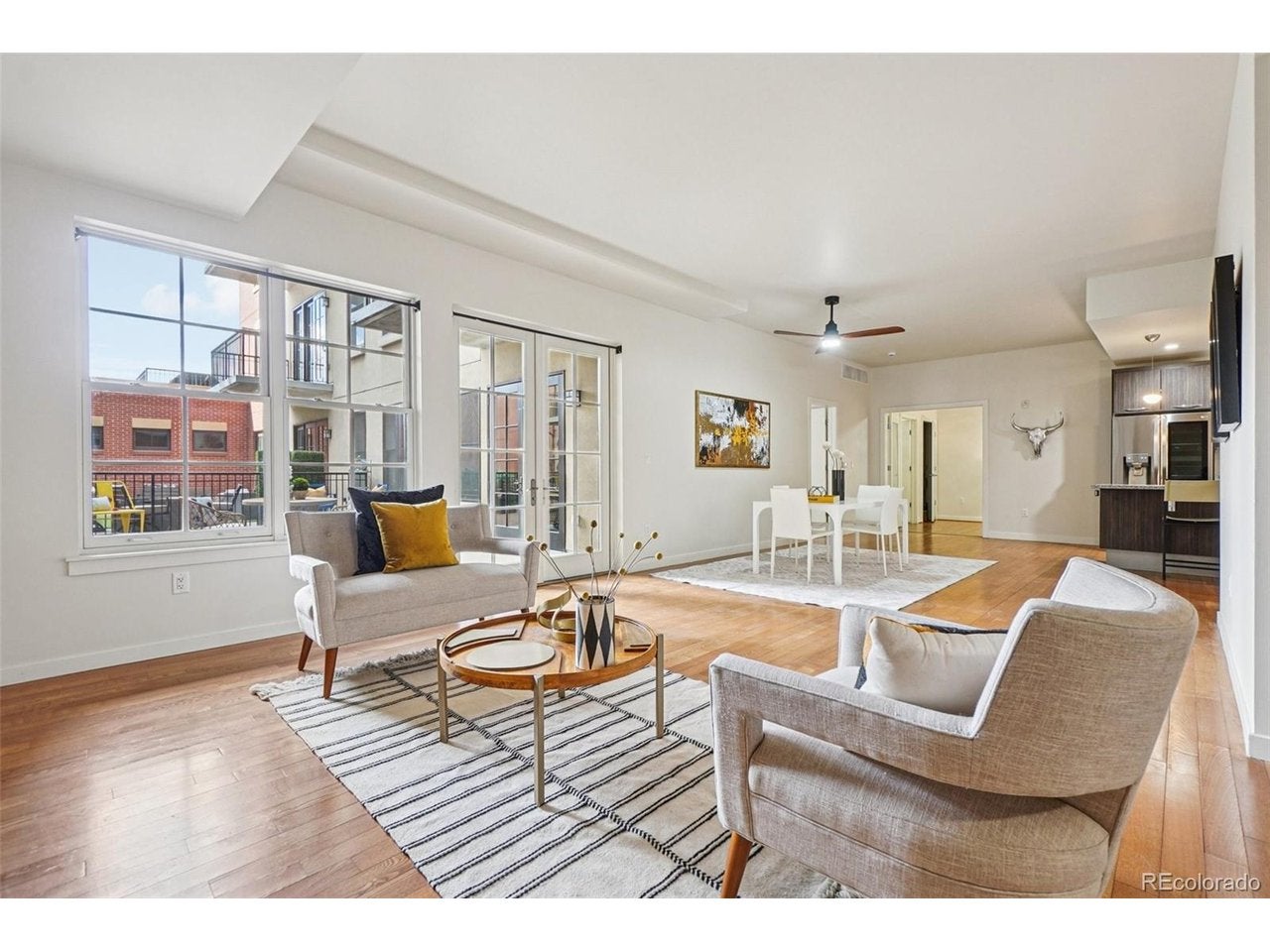 410 Acoma St 206 — photo