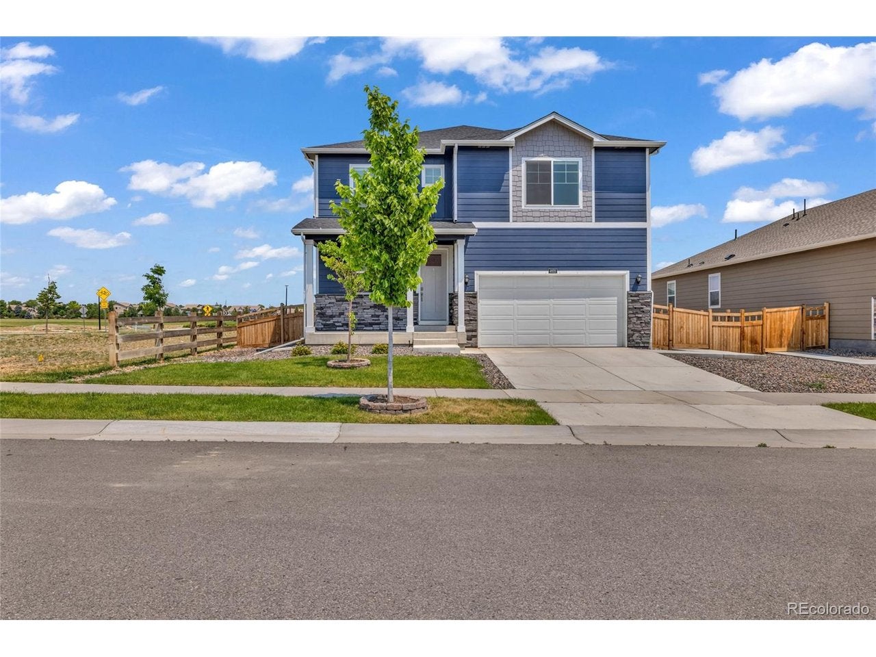 4633 Kipp Pl — photo