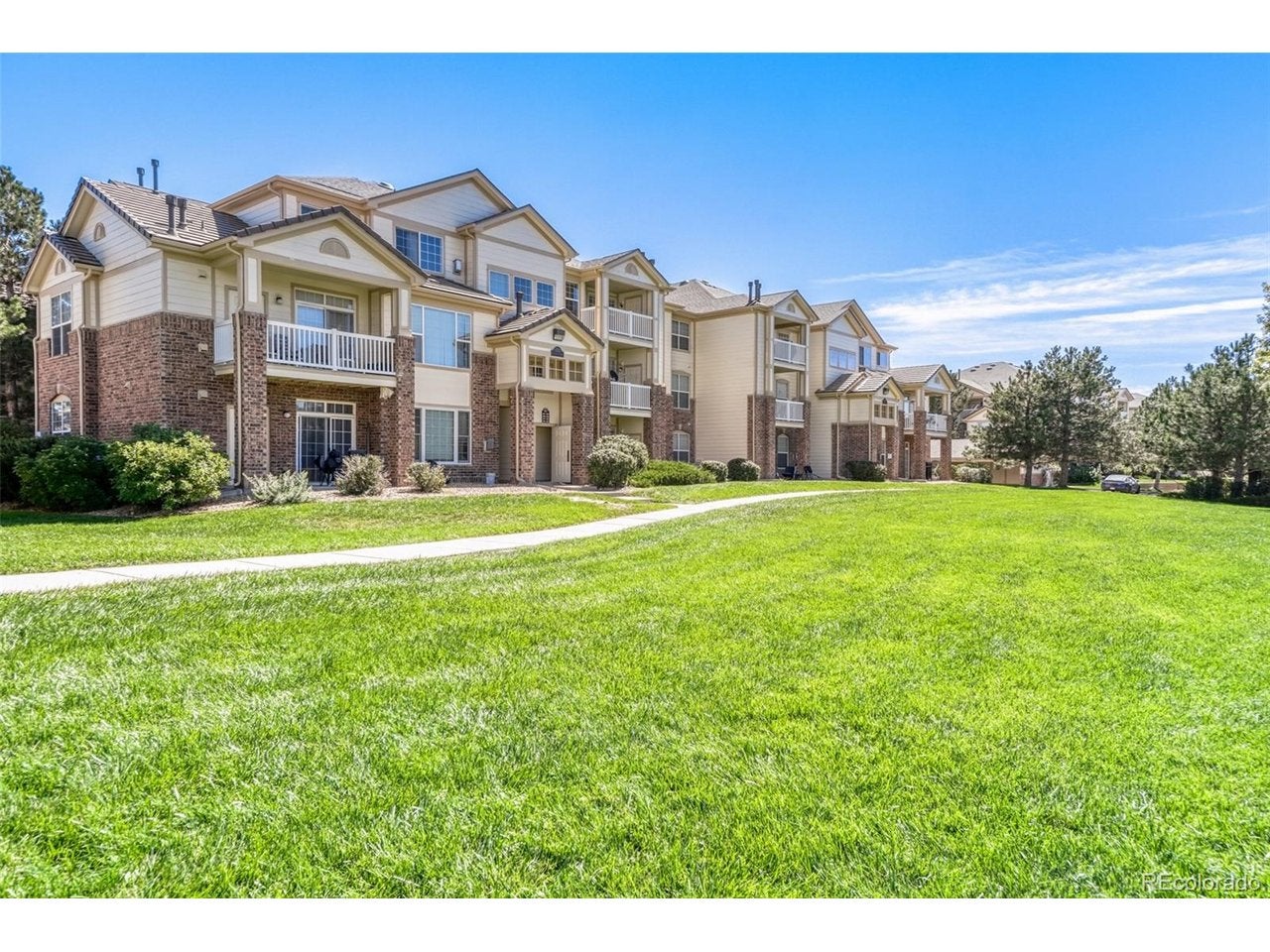 5733 N Gibralter Way 3-306 — photo