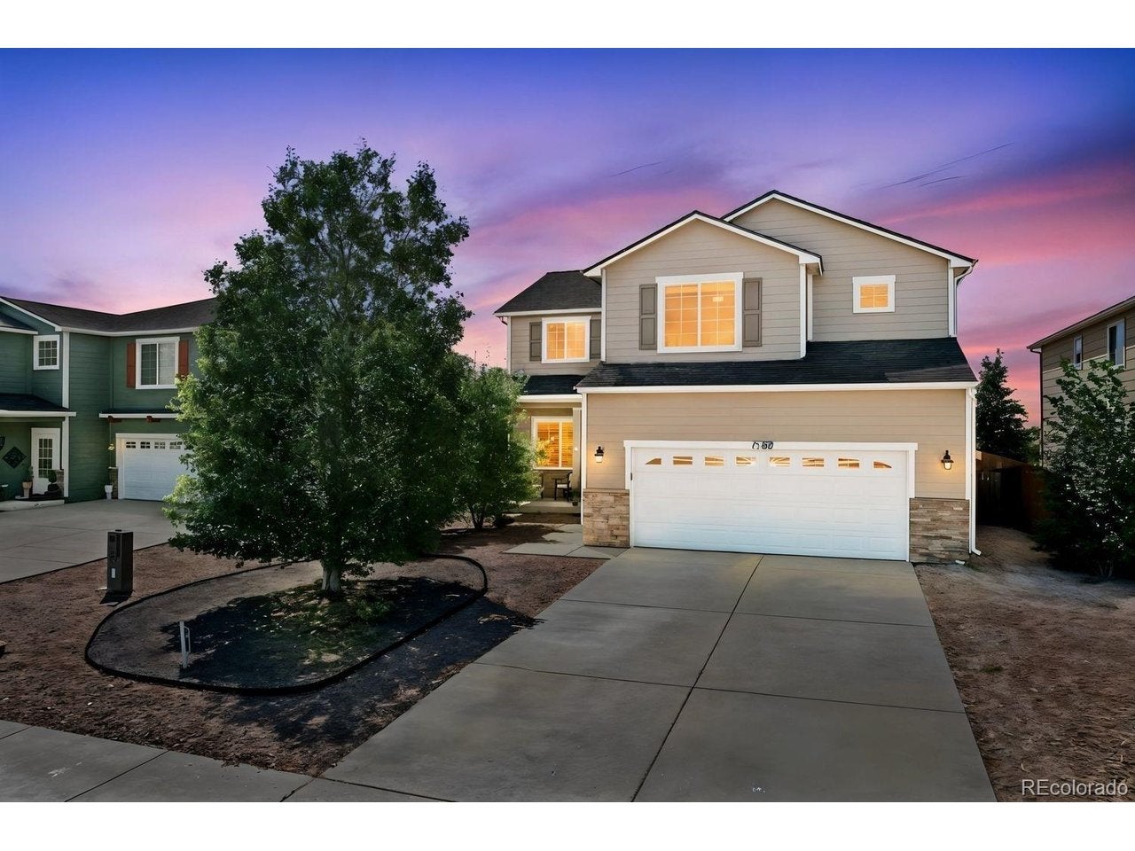 7589 Chenoa Ct — photo
