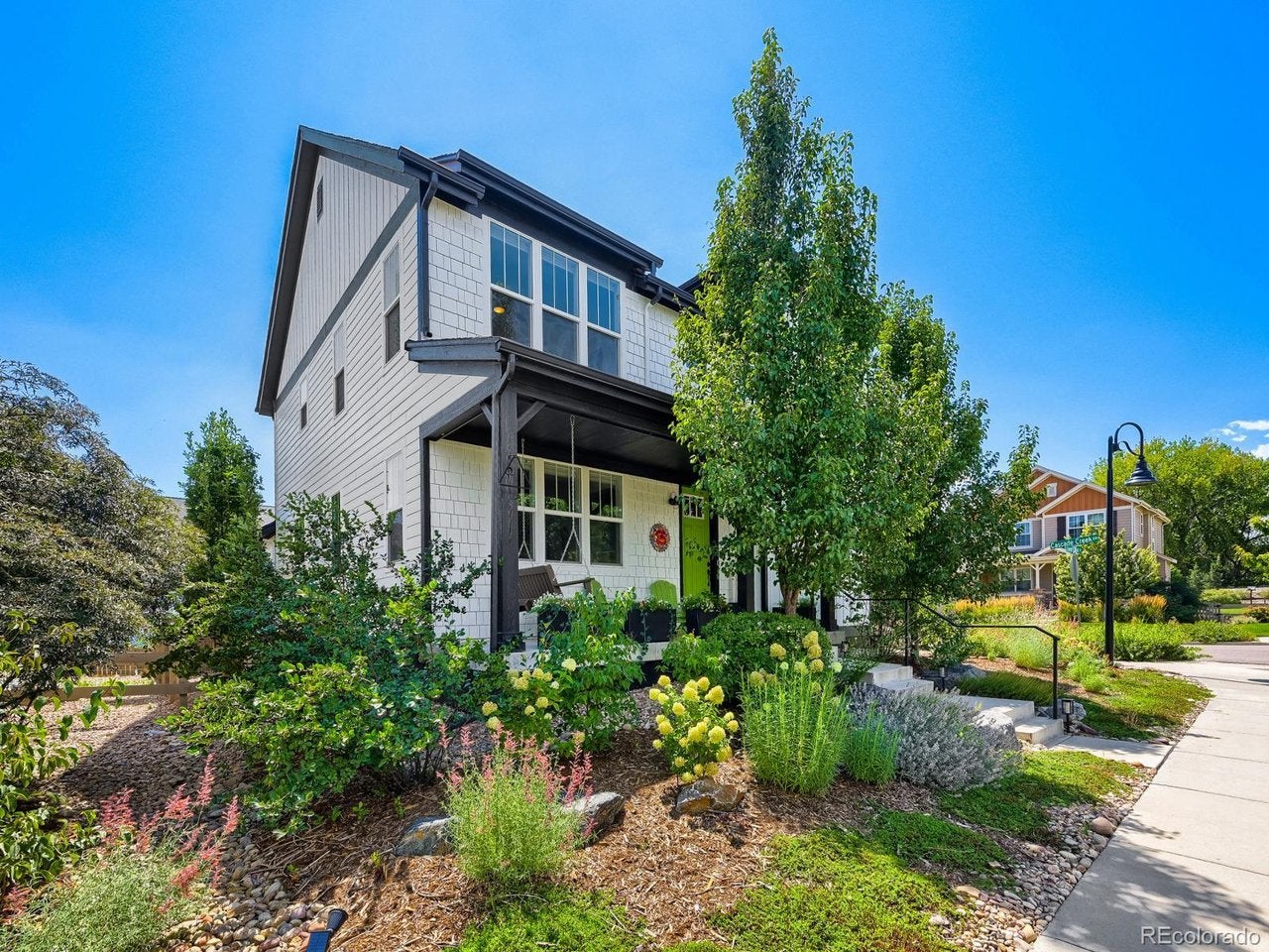 2902 Twin Lakes Cir — photo