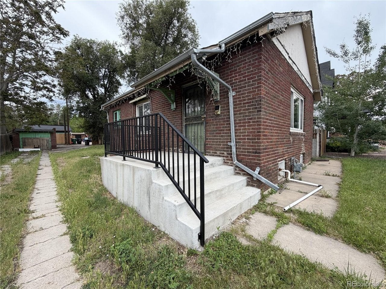 Home in Denver, CO 80211 — photo 2