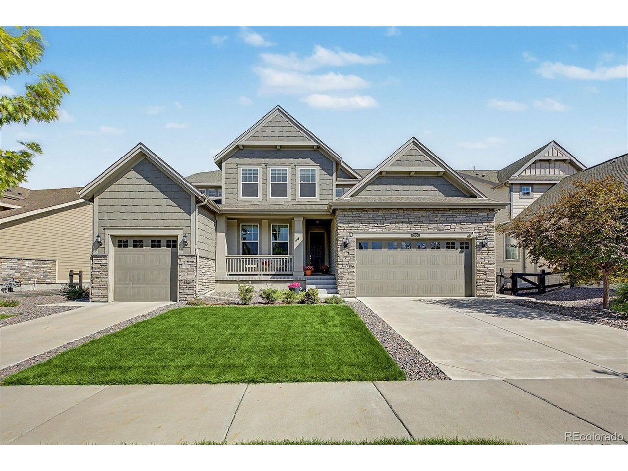8826 S Yakima Ct — photo