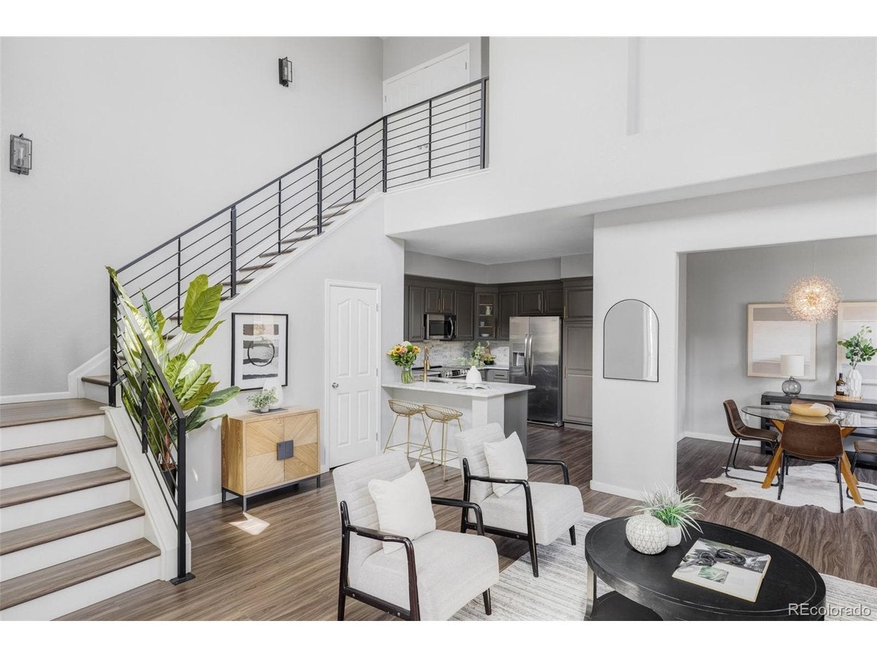 10523 Ashfield St 5C — photo