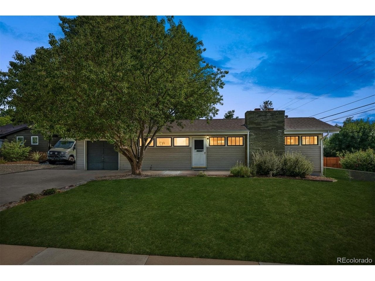 1662 W Lake Pl — photo