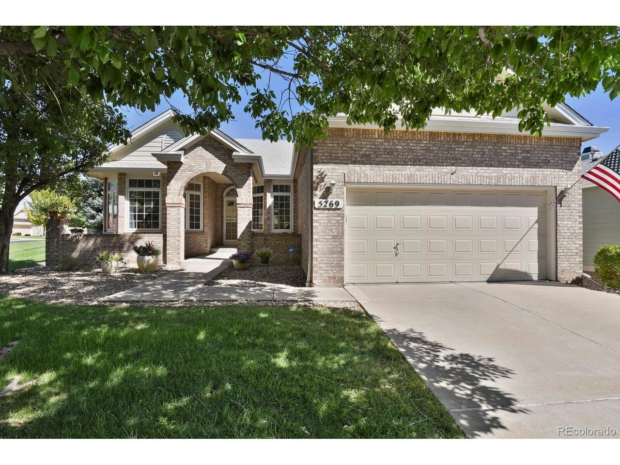 5269 Shetland Ct — photo
