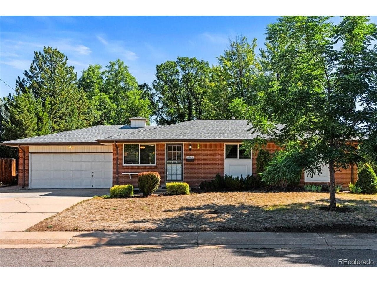 3062 S Hobart Way — photo