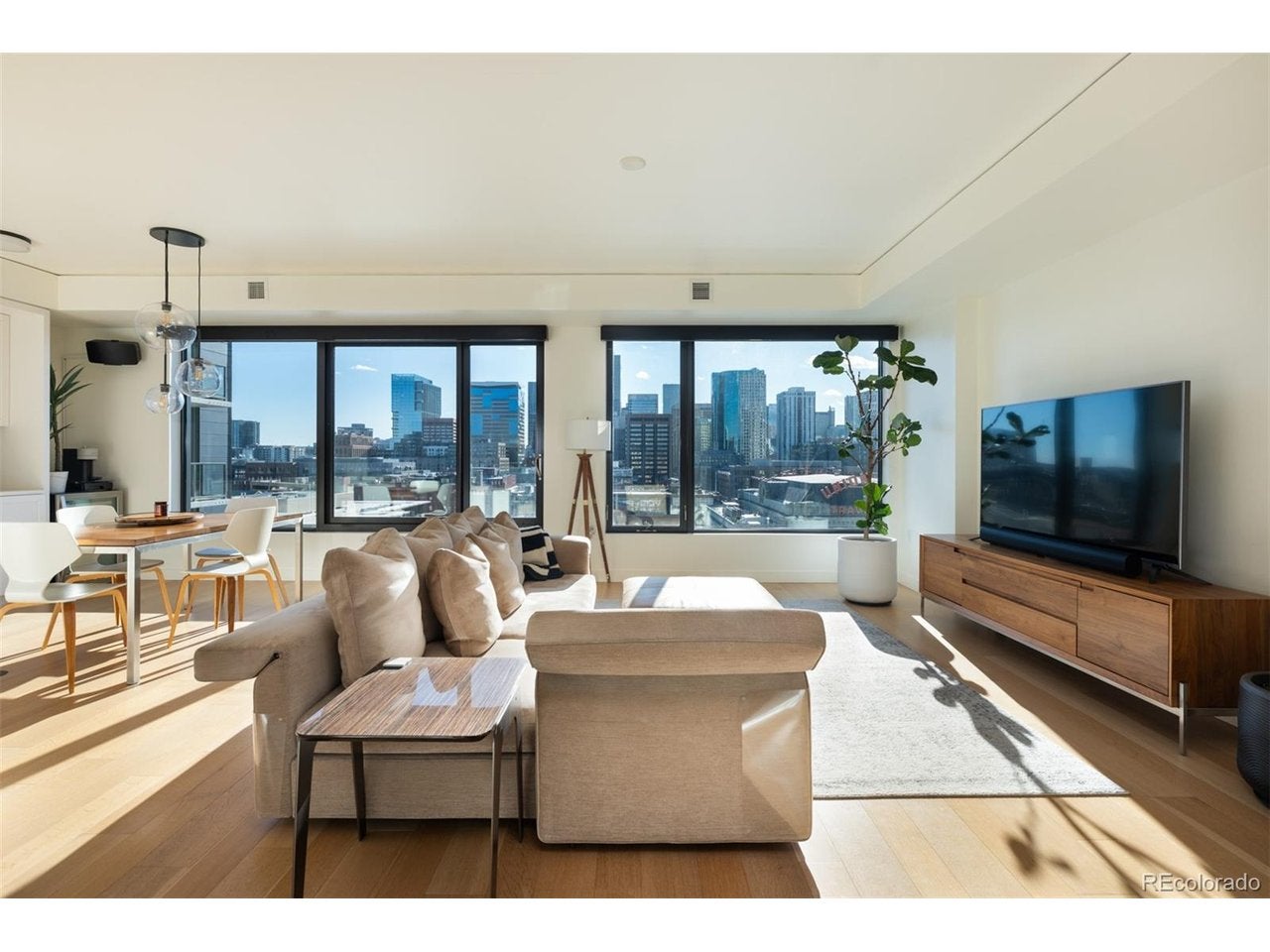 1750 Wewatta St 1002 — photo