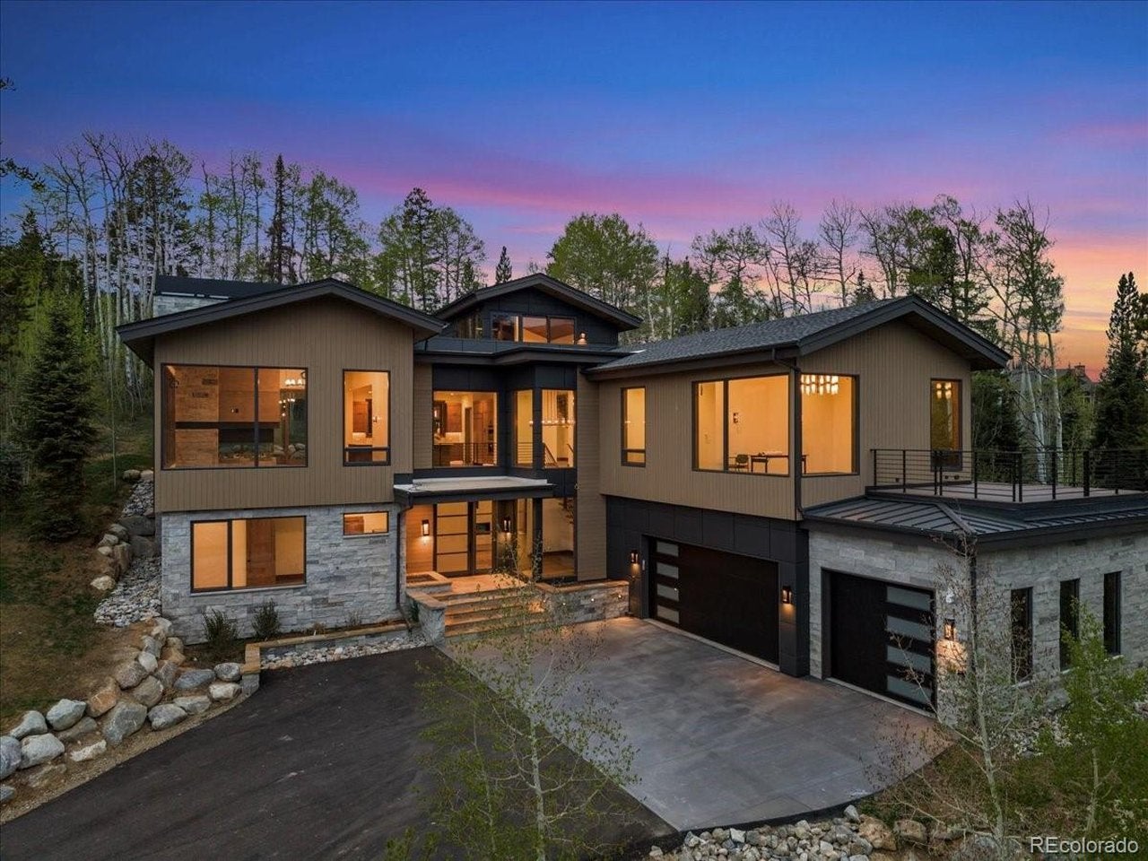 1615 Golden Eagle Rd — photo