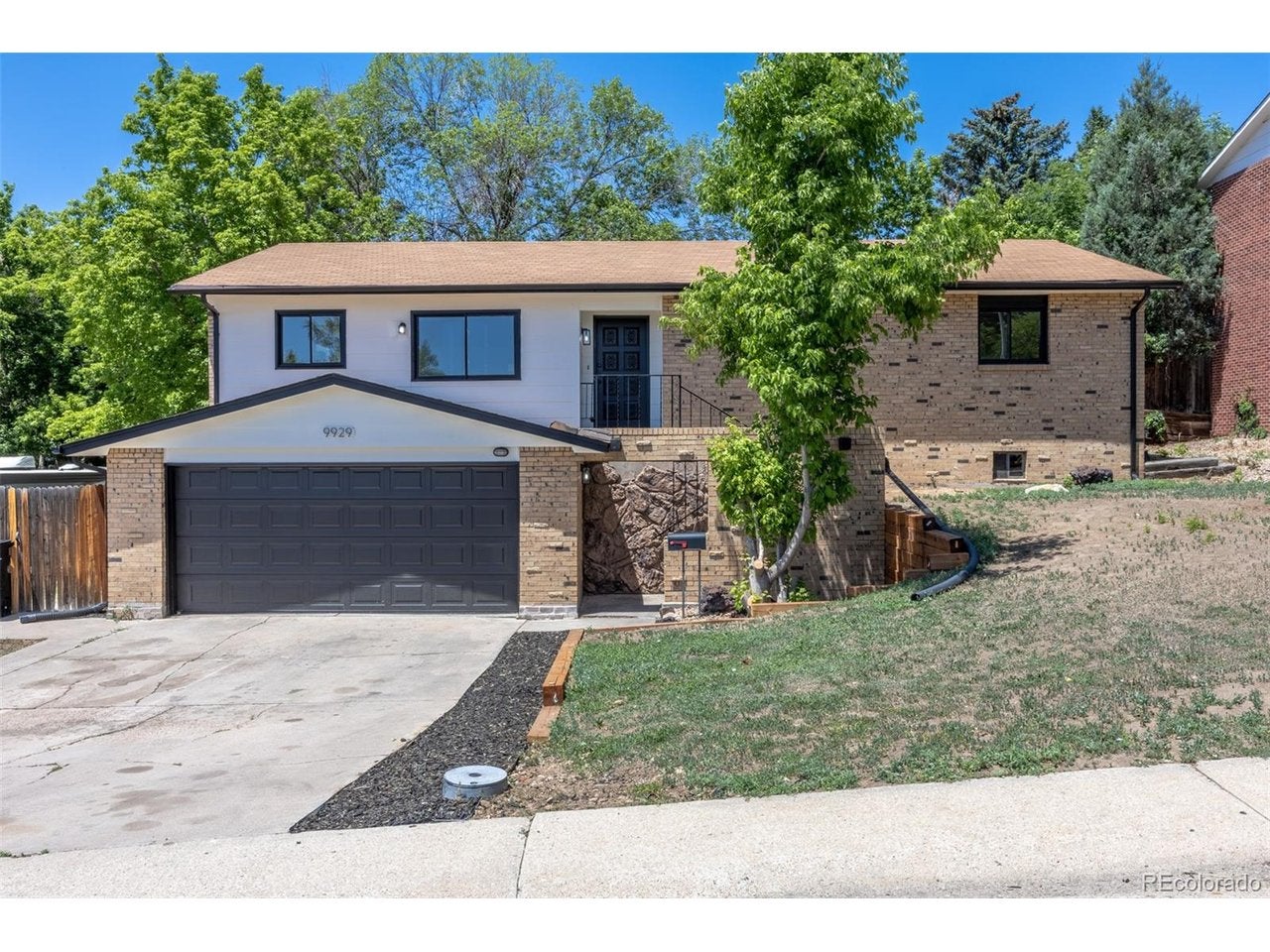9929 Appletree Pl — photo