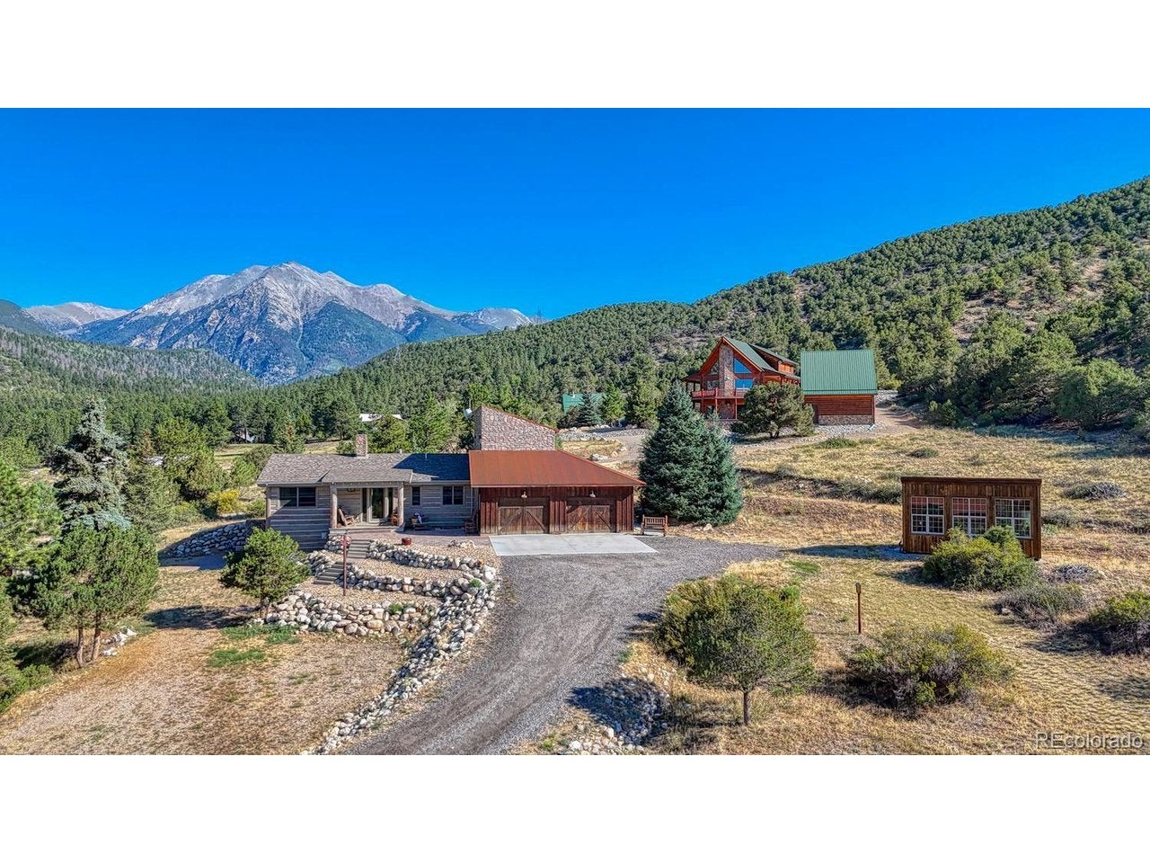 8960 Hanging Tree Dr — photo