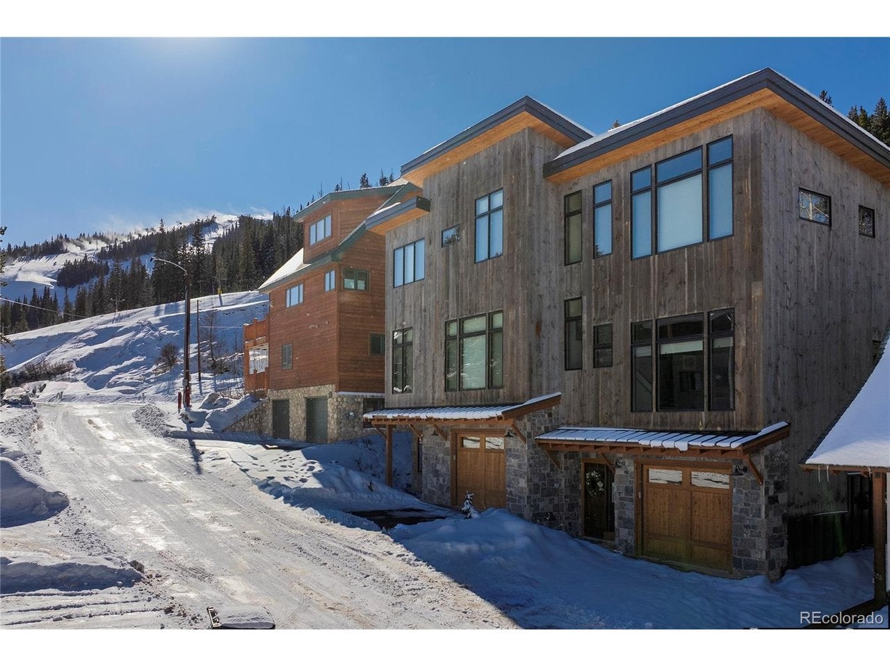 135 Fir Dr — photo