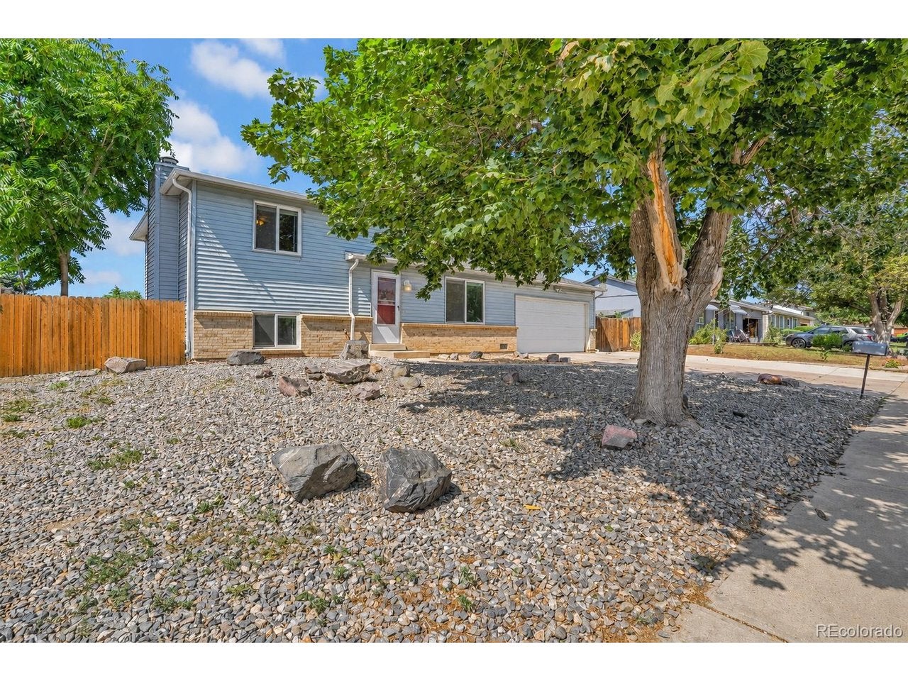 16219 E Linvale Ave — photo