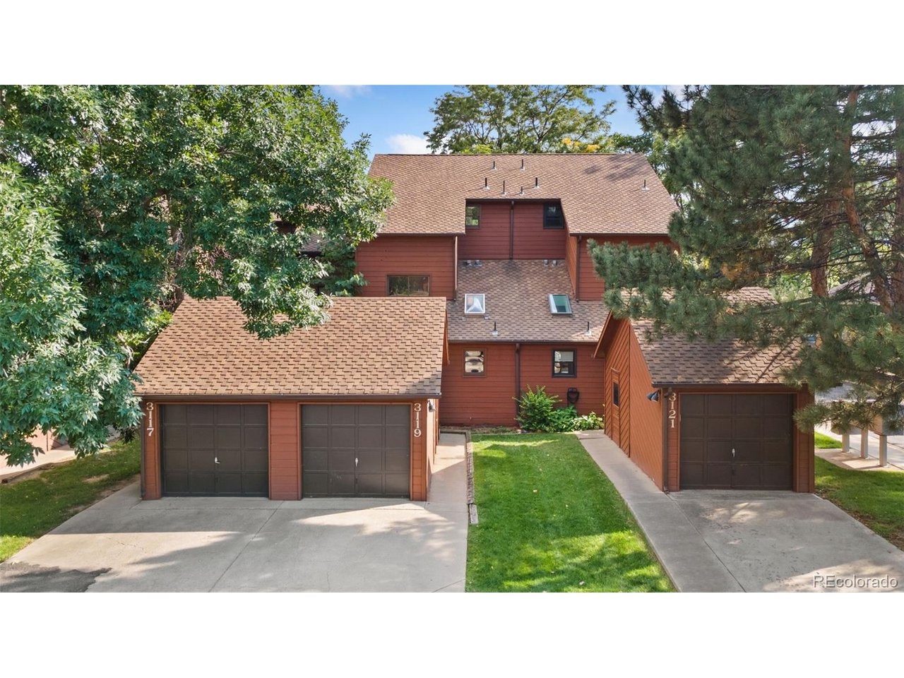 3119 Bell Dr — photo