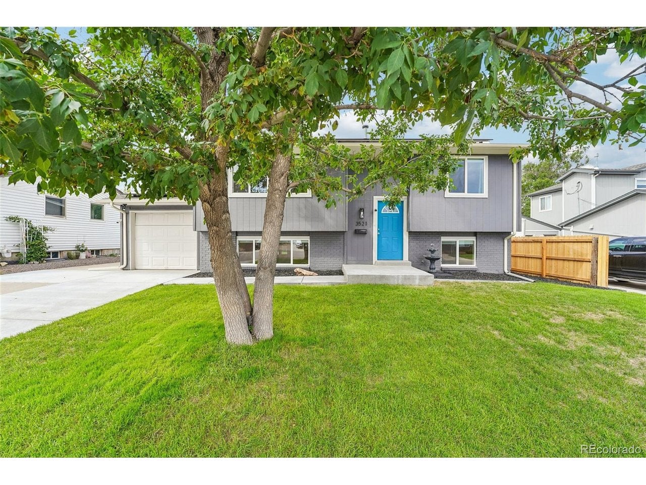 3521 W Mountain Rd — photo