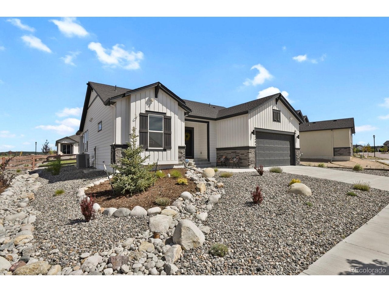 2404 Antica Ct — photo
