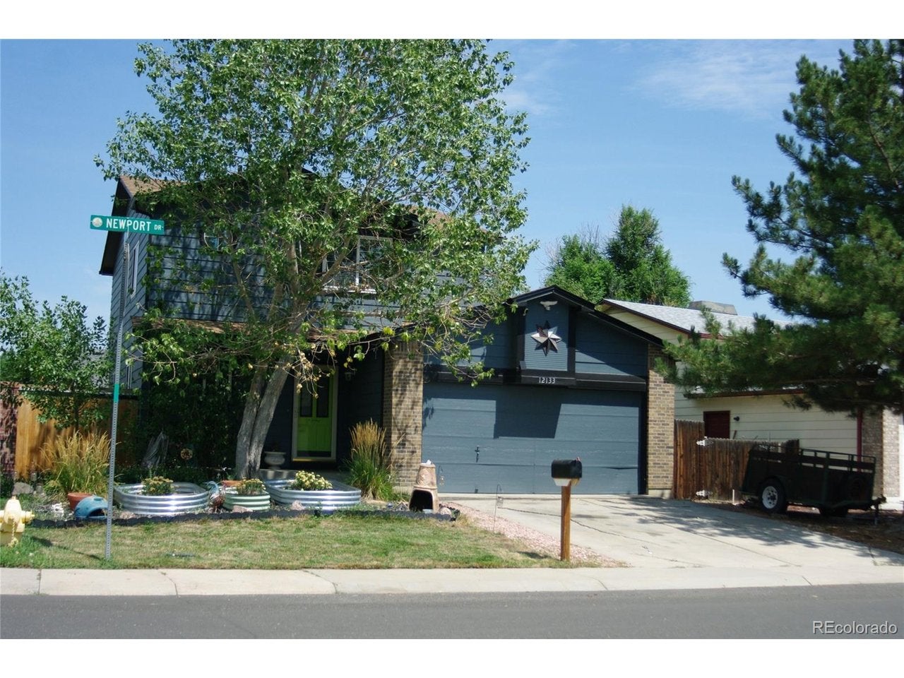 12133 Newport Dr — photo