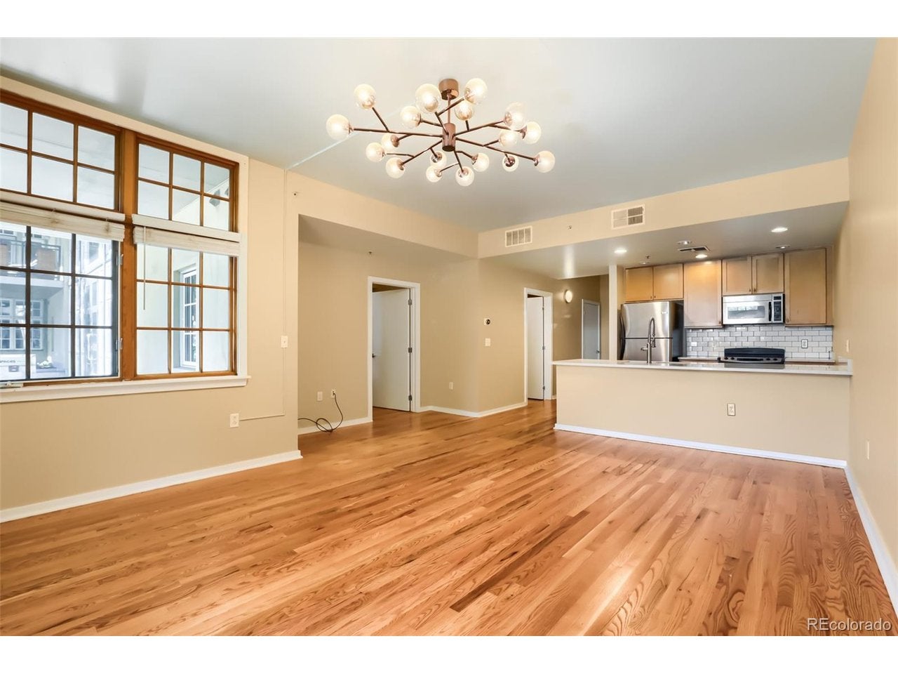 275 S Harrison St 107 — photo