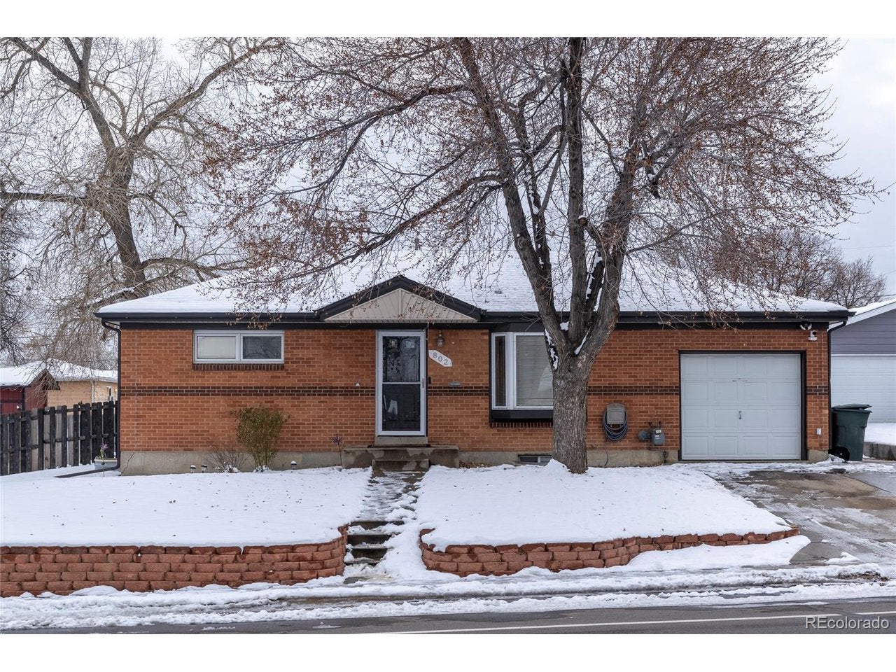 802 Muriel Dr — photo