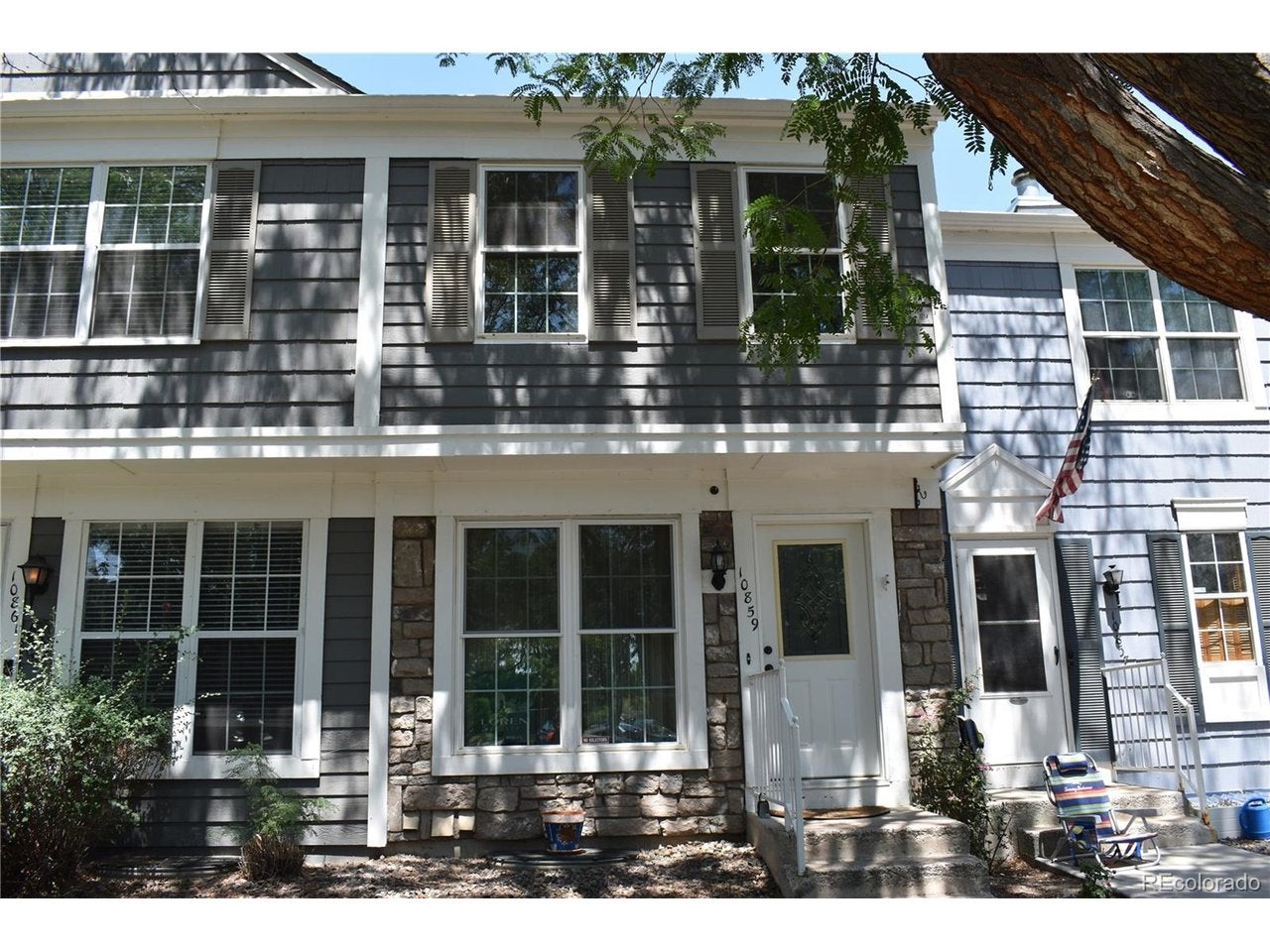 10859 W Dartmouth Ave — photo