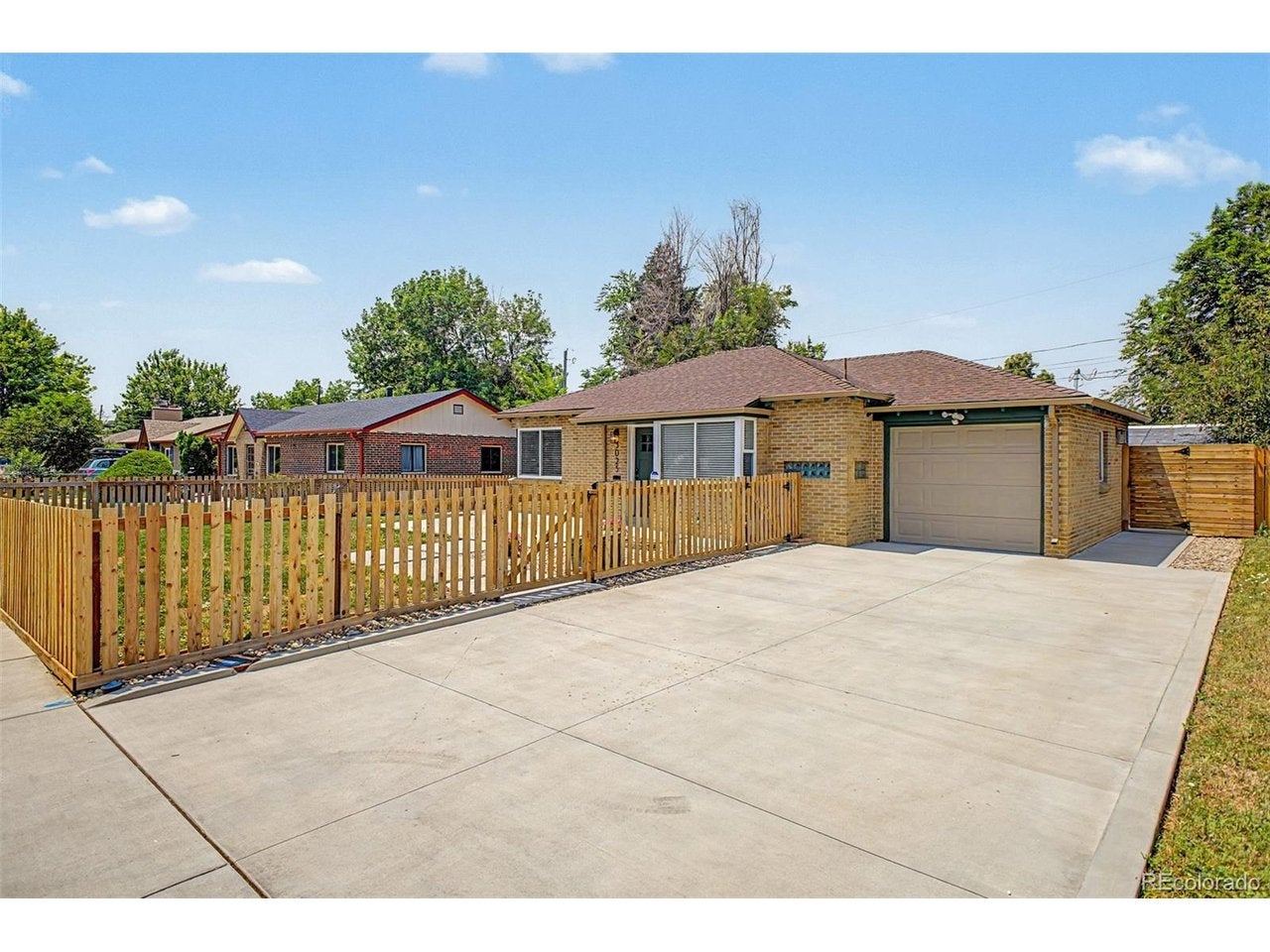 3025 Richard Allen Ct — photo