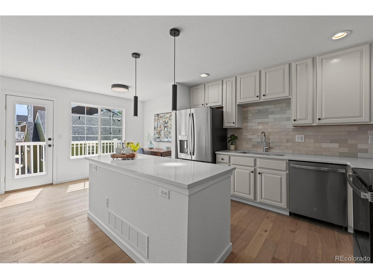 804 Beauprez Ave — photo